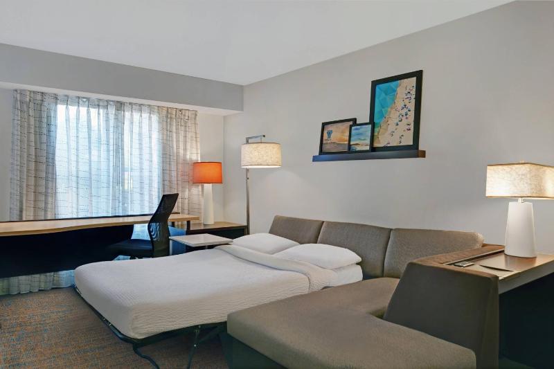 Residence Inn by Marriott Jacksonville Butler Boulevard - image 40