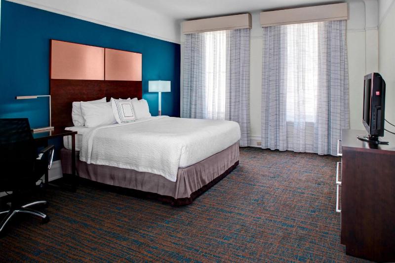 Residence Inn by Marriott Cleveland Downtown - image 10