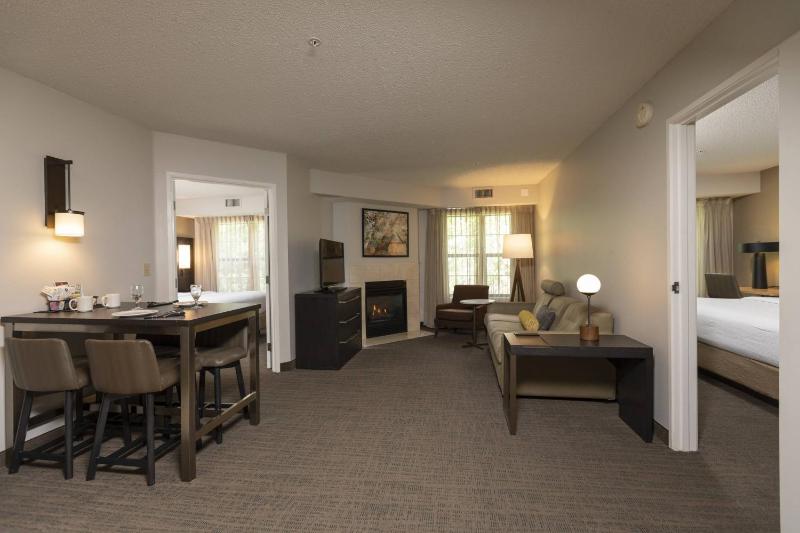 Two-Bedroom Suite image 1