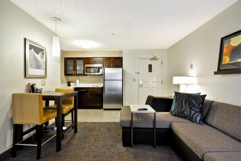Residence Inn by Marriott Jacksonville Airport - image 13