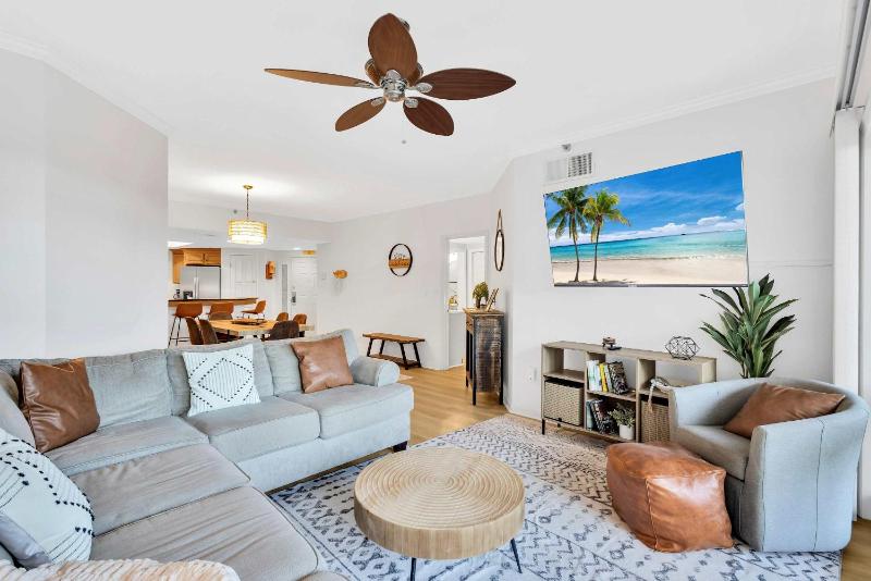 Beachfront Bliss - image 19