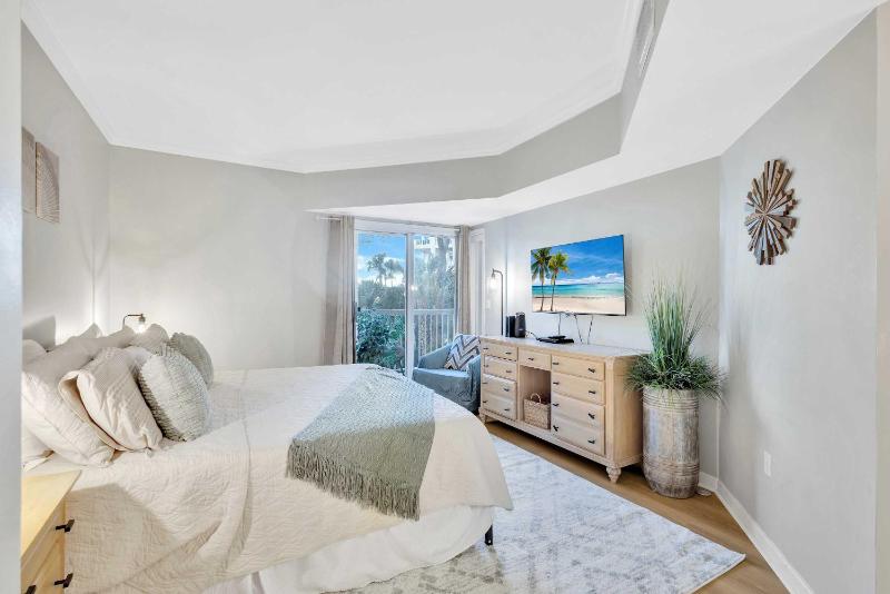 Beachfront Bliss - image 28