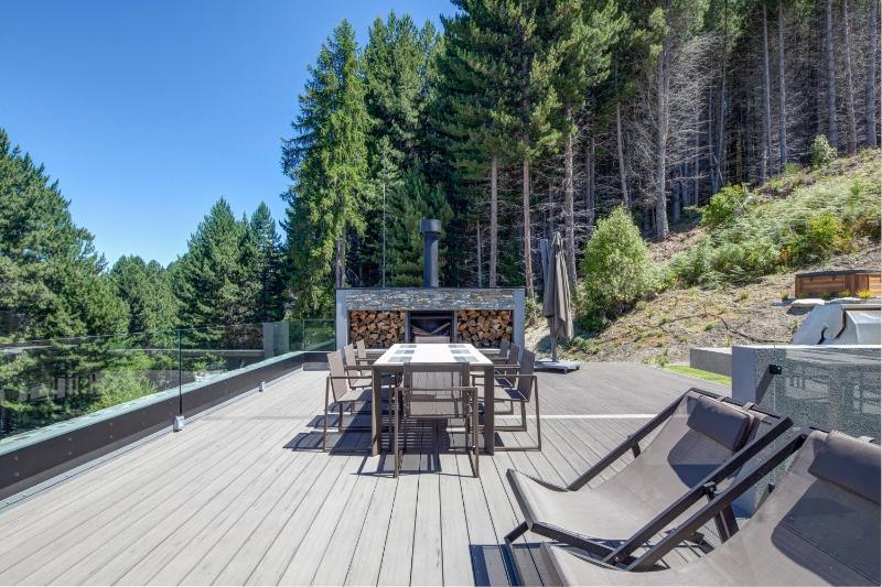 Altitude Luxury by Sothebys Luxury Rental Homes - image 8