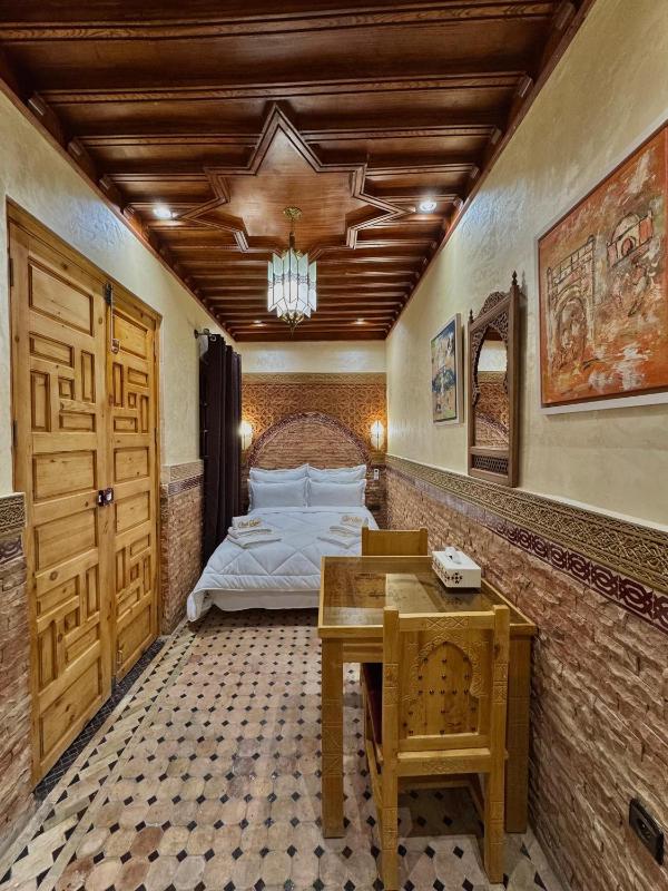 Riad Asswar - image 8