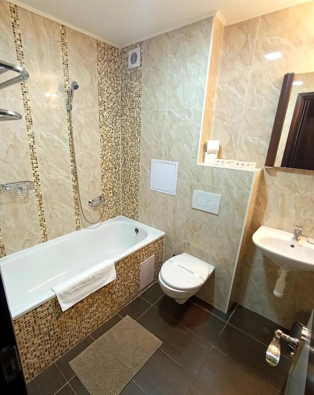 Deluxe Triple Room image 2