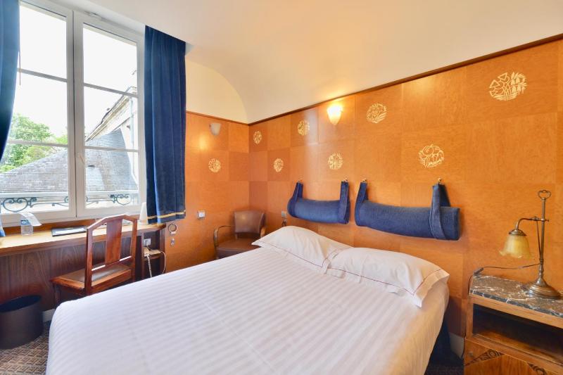 Classic Double Room - Non-Smoking image 1