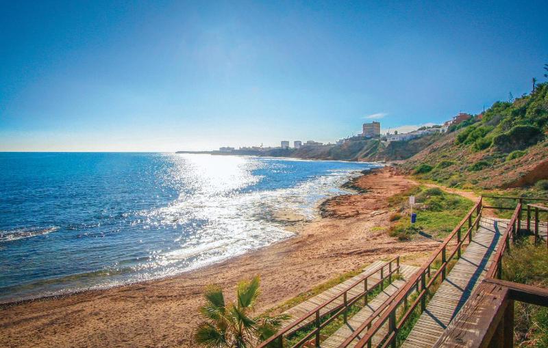 Lovely Apartment In Torrevieja With Swimming Pool - image 11