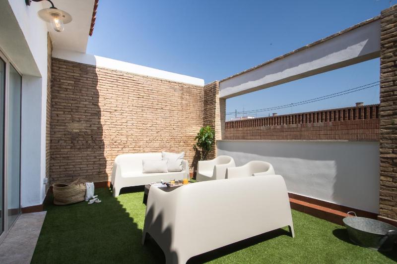 Apartment with Terrace image 4