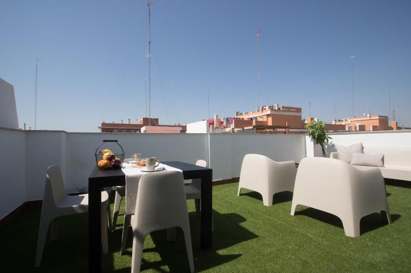 Apartment with Terrace image 4