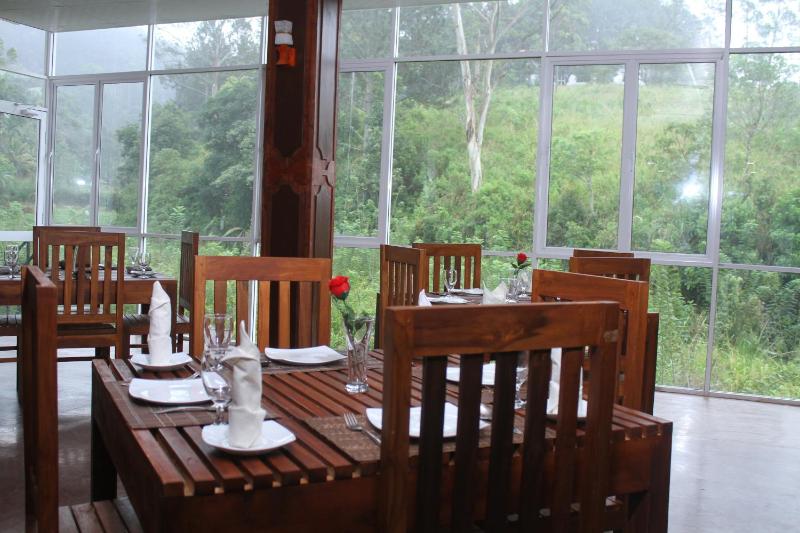 Hotel City Grand Ella - image 14