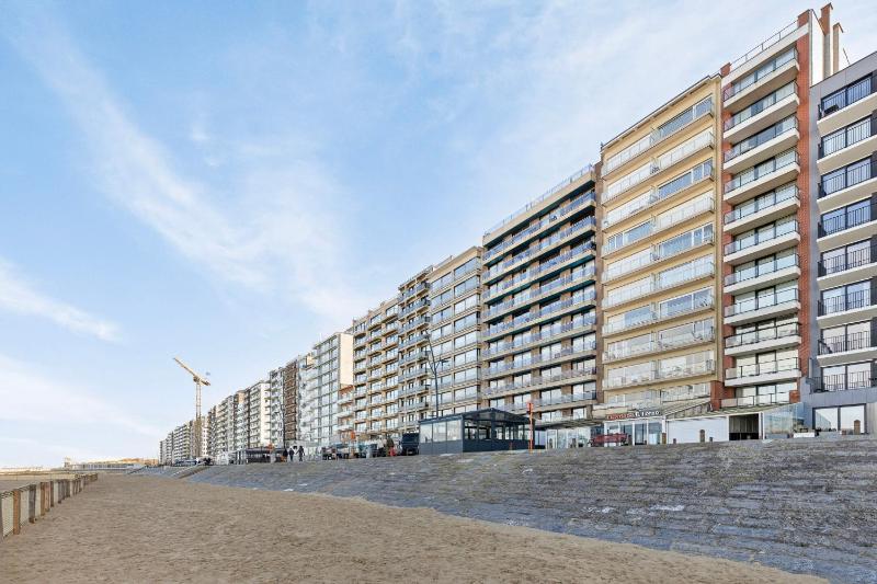 Lecomte A9 - image 19