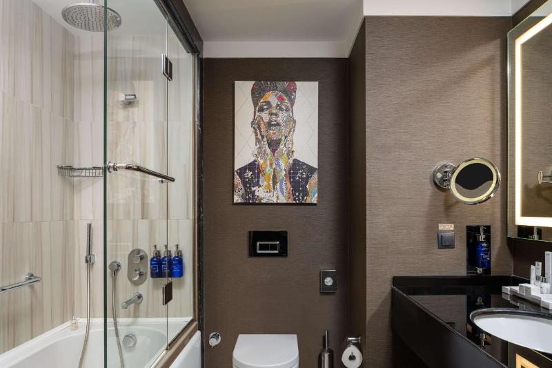 Premium Room image 4