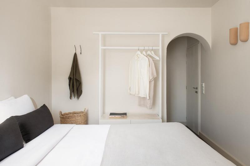 Superior Double Room image 4