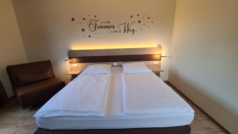 King Room image 1