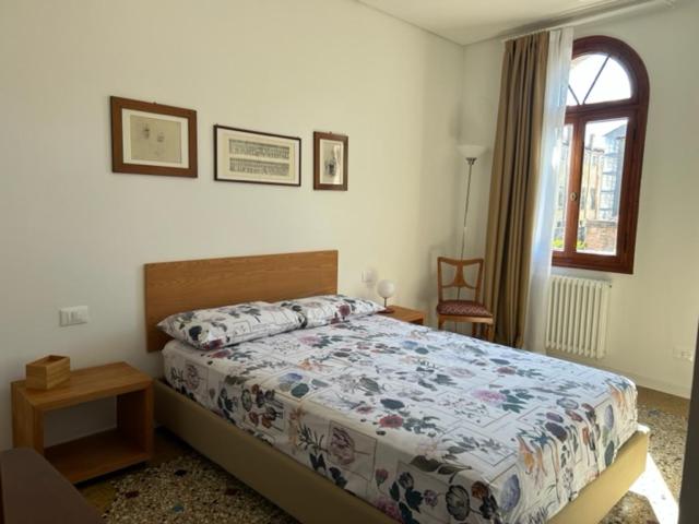 Apartment with View and Balcony image 4