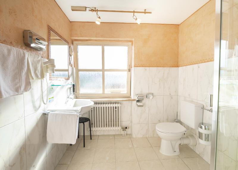 Standard Single Room image 1