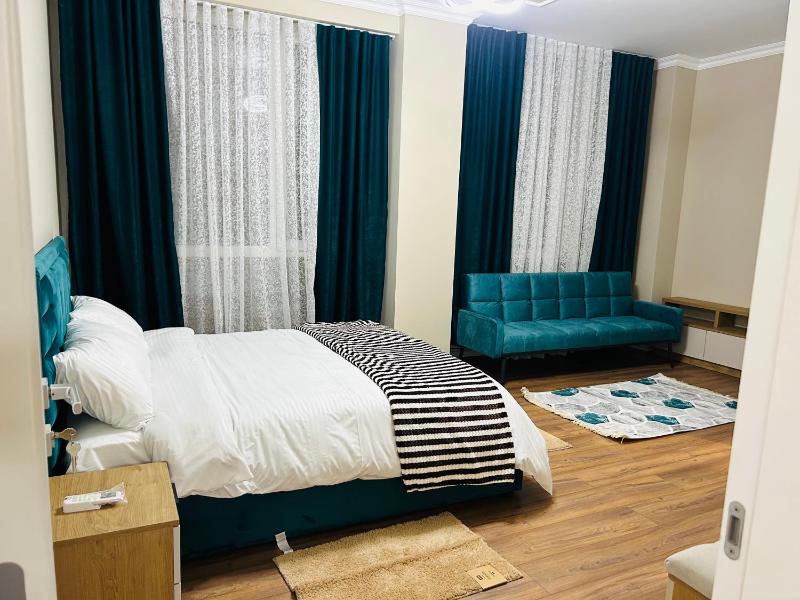 Tiki Luxury Apartment in Center - image 16