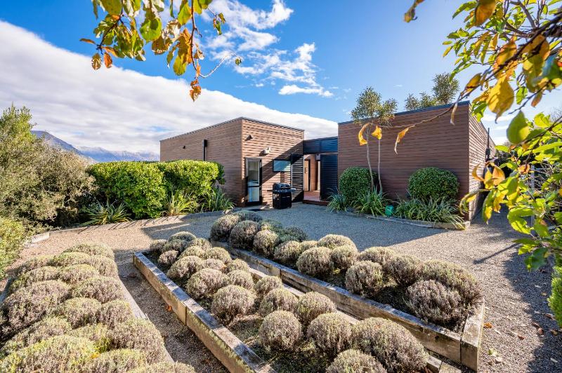 Cedar House by Sotheby's Luxury Rental Homes - image 9