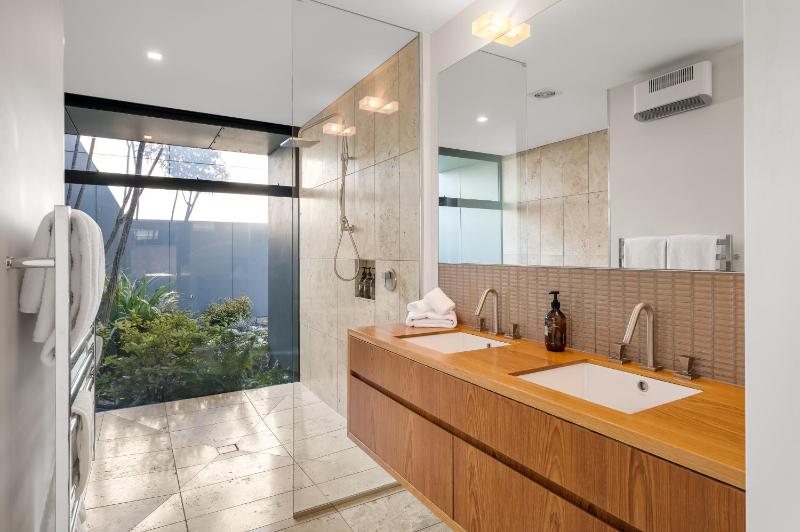 Cedar House by Sotheby's Luxury Rental Homes - image 12