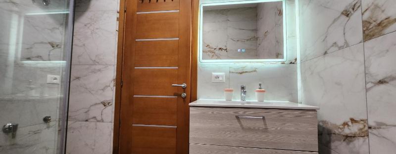 College Apartment - image 10
