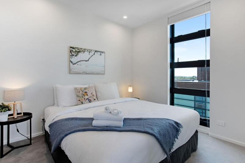 Catalina Bay Sweet Escape with Carpark - Air-con - image 5