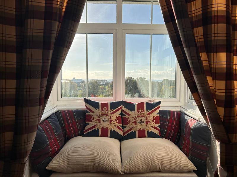 Clarence Quarters Vintage Seafront Adults Only Guest House - image 18