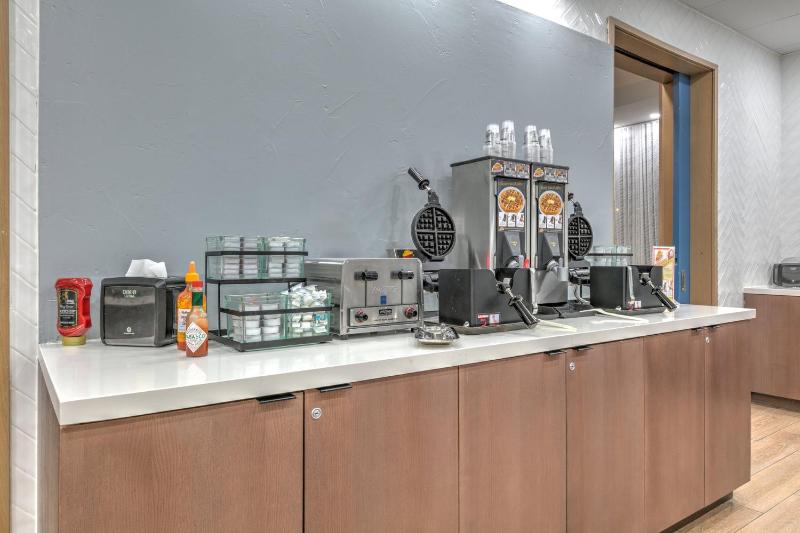 Staybridge Suites San Antonio Lackland AFB Area by IHG - image 27