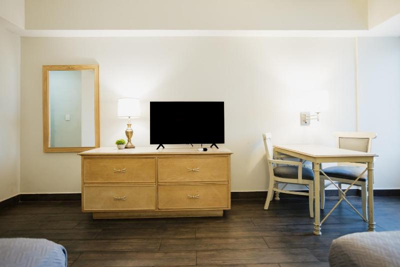 Hotel Parque Central - image 7