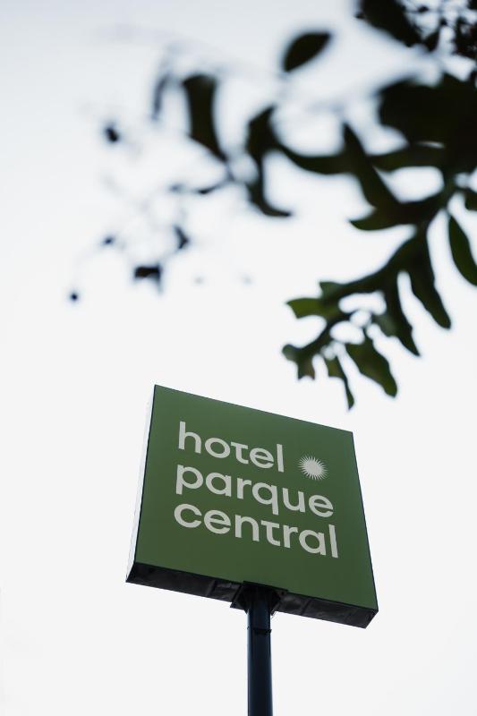 Hotel Parque Central - image 9