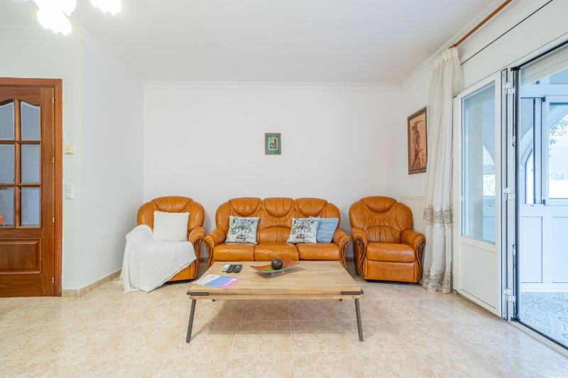 Apart-rent Casa Requesens 0007 con piscina privada y wifi - image 40