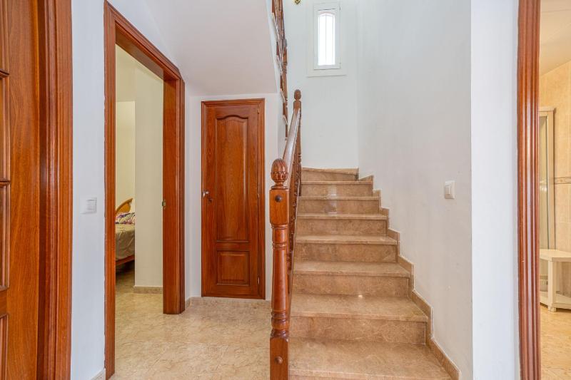 Apart-rent Casa Requesens 0007 con piscina privada y wifi - image 6