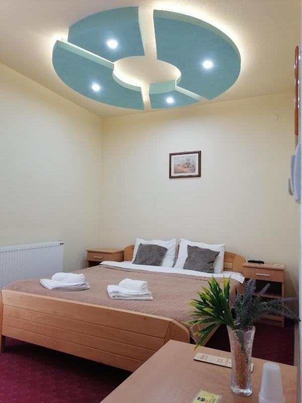 Single Room with Balcony image 1