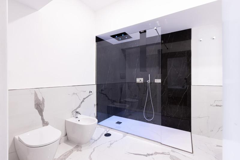 Junior Suite with Sea View image 2