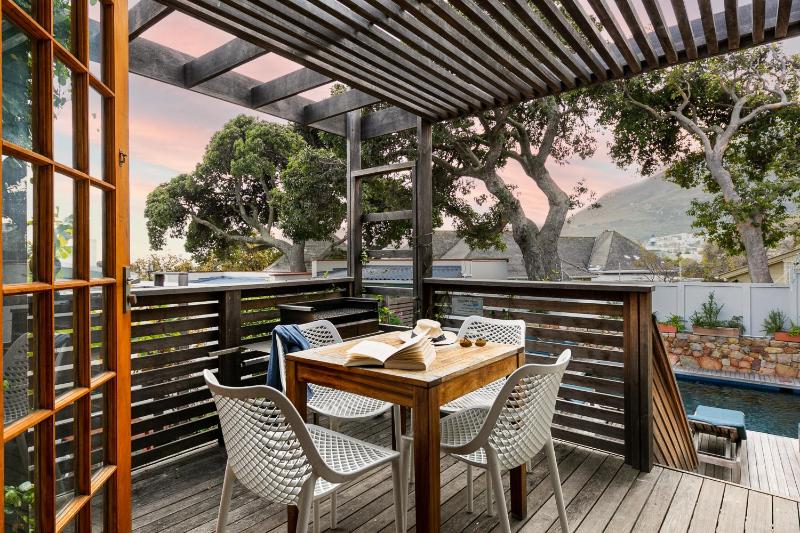 Camps Bay Village - Stone Cottages - image 6