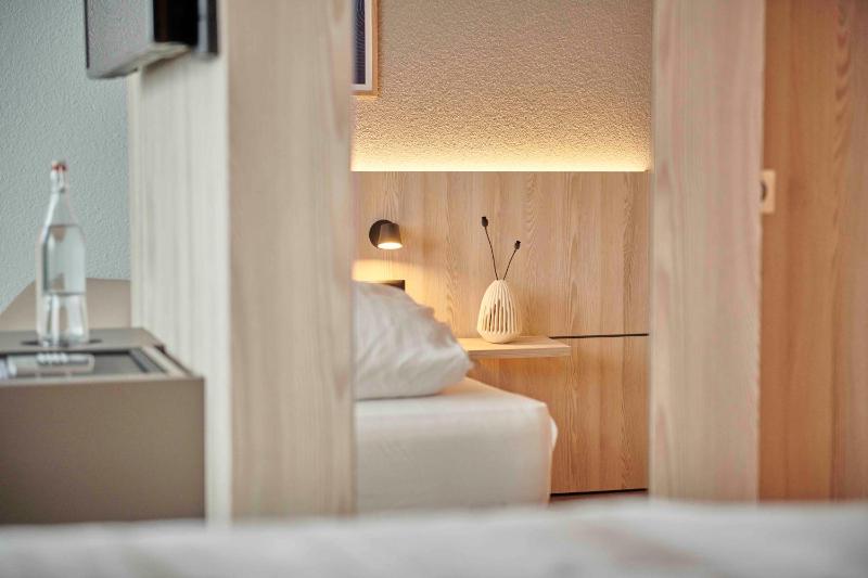 Double Room with Private Bathroom image 1