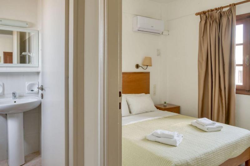 Apartment with Sea View image 3