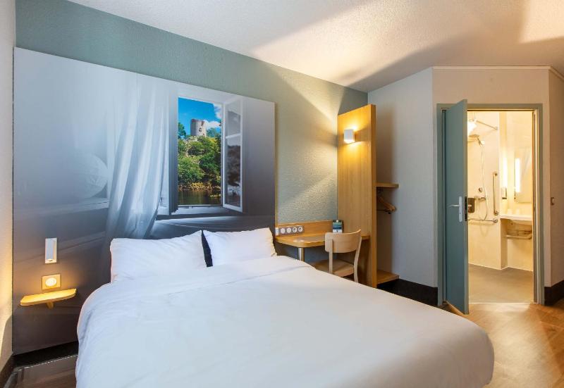 Double Room - Disability Access image 2