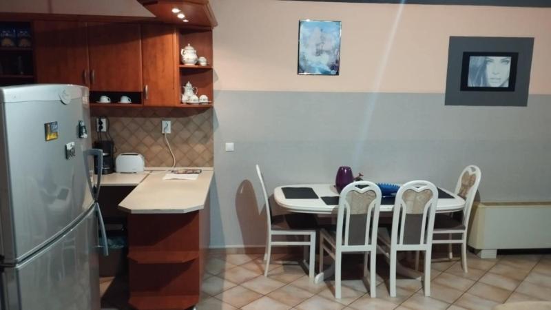 Tommy Apartman - image 9