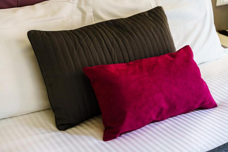 Superior Family Room image 3