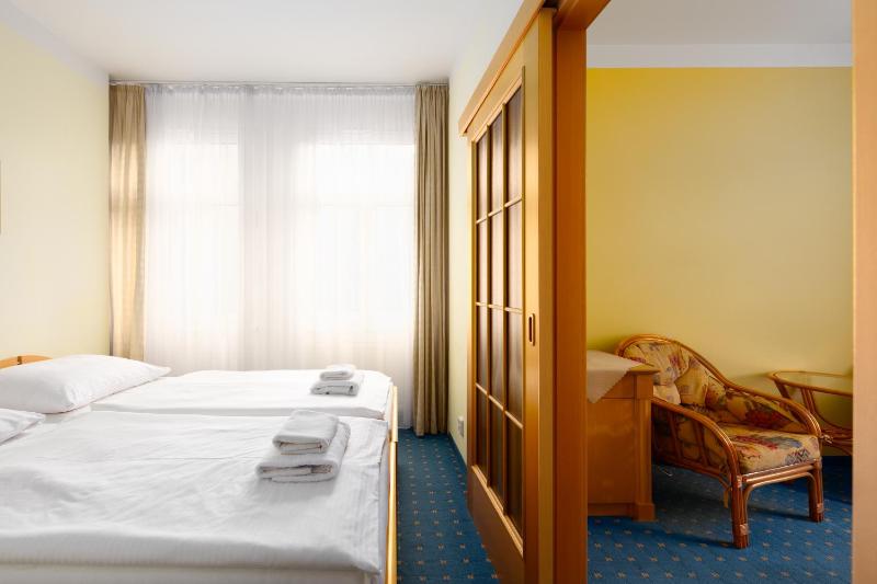 Suite with City View image 4