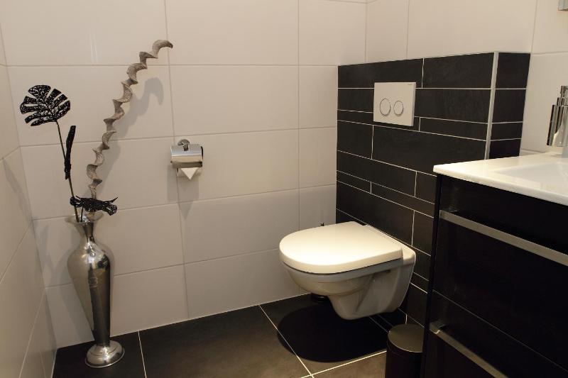 Economy Double or Twin Room image 2