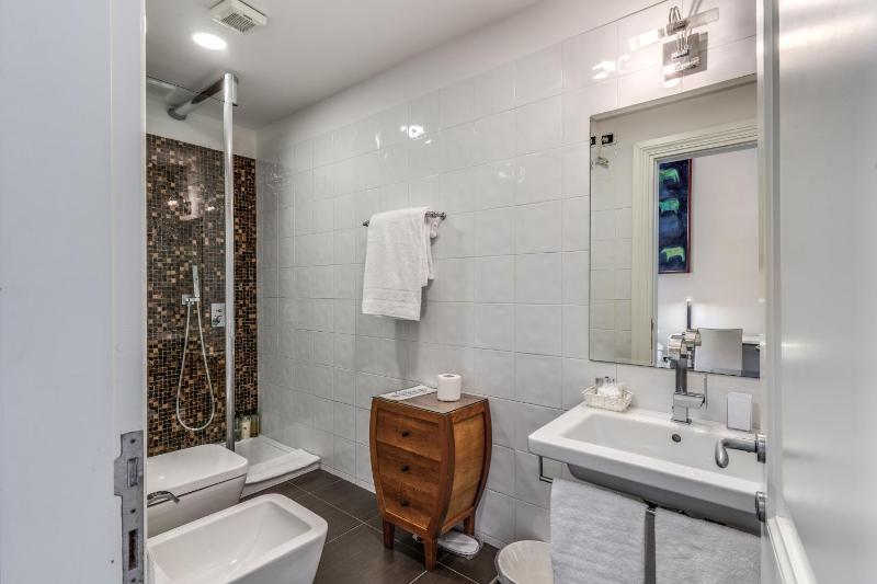 Deluxe Single Room image 4