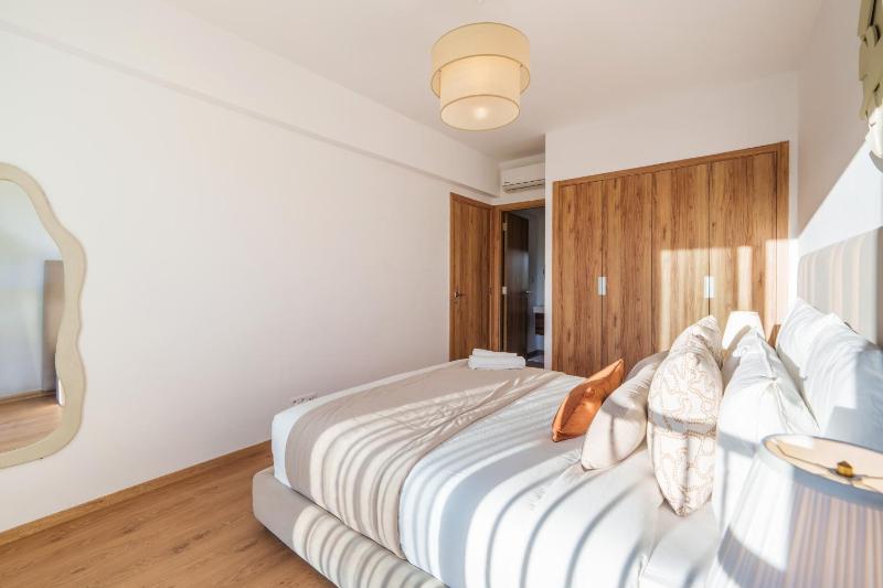 Elegance and Serenity at Noria Golf and Pool view - image 13