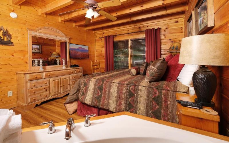 Bear Retreat・Dogs Welcome・Game Room・Hot Tub・Community Pool Access - image 12
