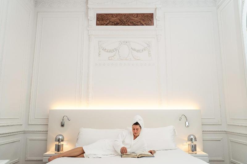 Suite image 2