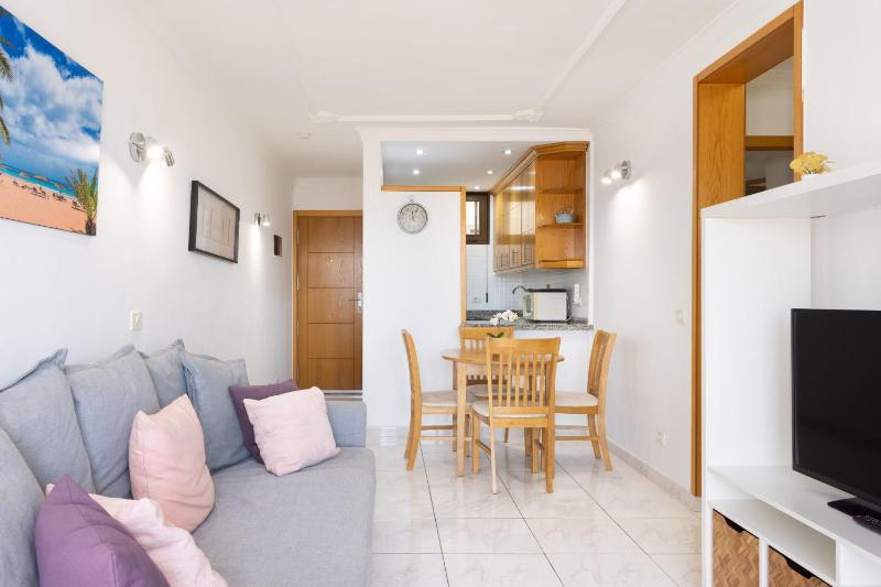 Amazing Ocean view & Pool Los Cristianos Achacay - image 25