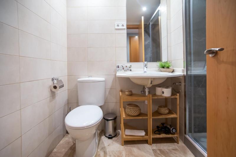 13MAL1077-Magnific 2br2bh flat in Sagrada Familia - image 13
