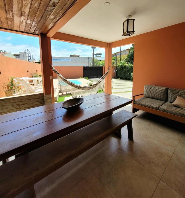 Partiu Praia SC piscinas privativas ar condicionado internet próximo ao mar e centrinho três minutos a pé - image 33