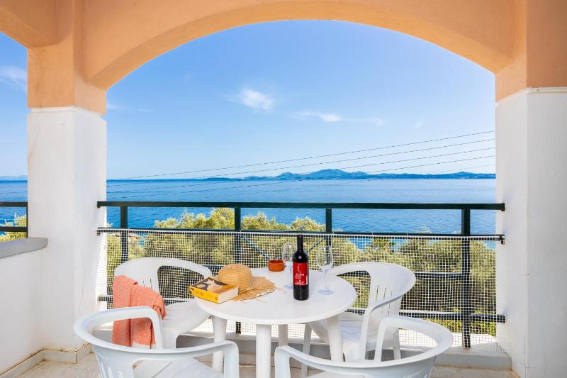 Nissaki Sea View Hotel - image 19