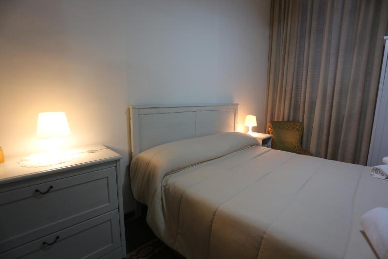 Standard Double Room image 2